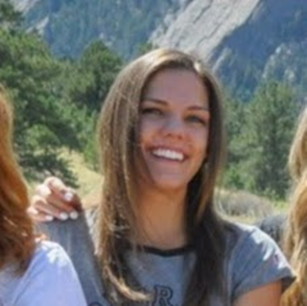 Meet your Posher, Adrienne